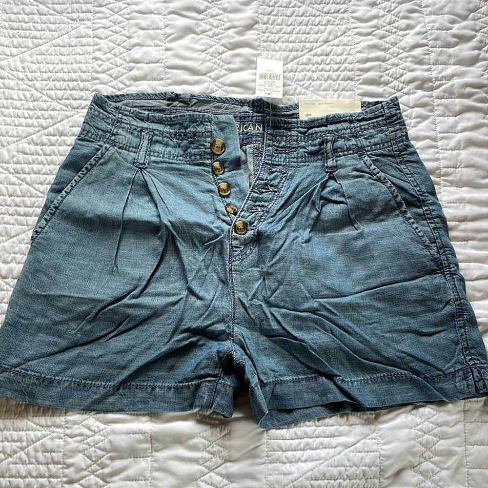 American Eagle Super High Rise Shorts